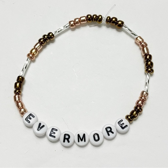 Taylor Swift Eras Tour Friendship Bracelet Evermore - Picture 1 of 1